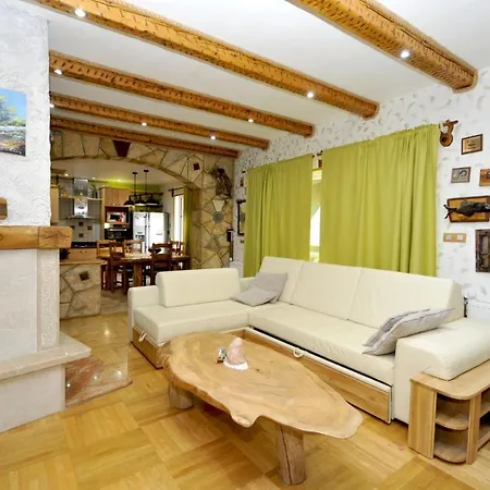 Luxury With Pool, Jacuzzi, Sauna And Gym Βίλα