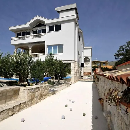Vila Luxury With Pool, Jacuzzi, Sauna And Gym Trogir