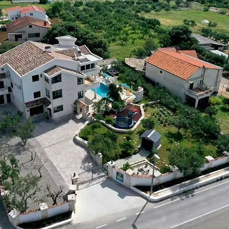 فيلة Luxury With Pool, Jacuzzi, Sauna And Gym