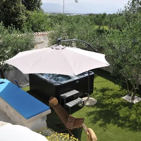 Luxury With Pool, Jacuzzi, Sauna And Gym فيلة