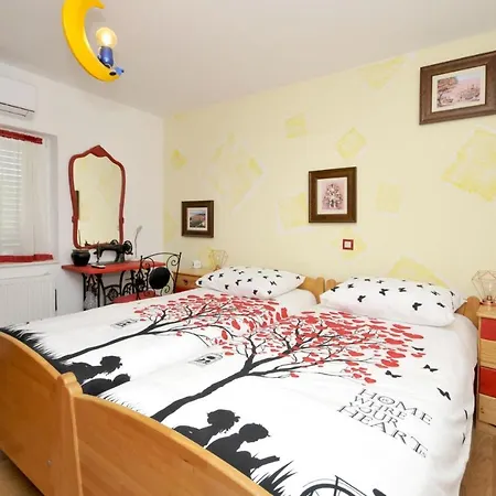 Luxury With Pool, Jacuzzi, Sauna And Gym Villa *