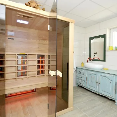 Luxury With Pool, Jacuzzi, Sauna And Gym Vila *