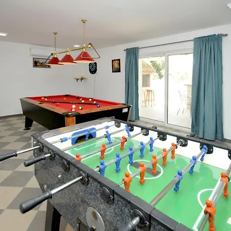 فيلة Luxury With Pool, Jacuzzi, Sauna And Gym *