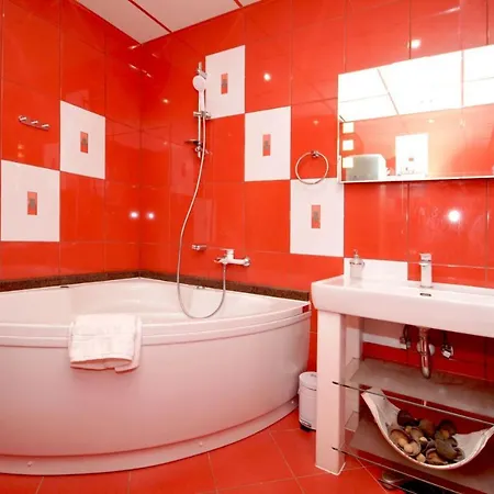 Luxury With Pool, Jacuzzi, Sauna And Gym *