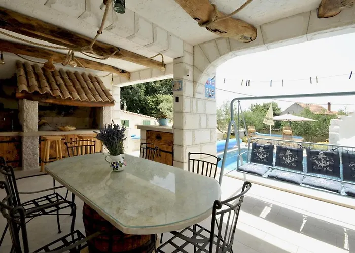 Luxury With Pool, Jacuzzi, Sauna And Gym Villa Trogir