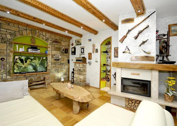 Luxury With Pool, Jacuzzi, Sauna And Gym * Trogir