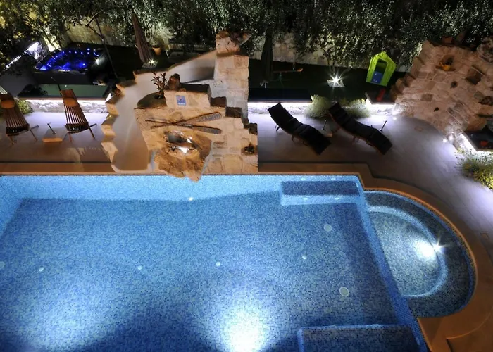 Villa Luxury With Pool, Jacuzzi, Sauna And Gym Trogir