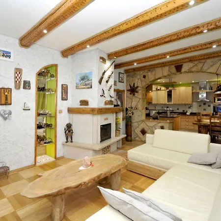 Luxury With Pool, Jacuzzi, Sauna And Gym Вилла